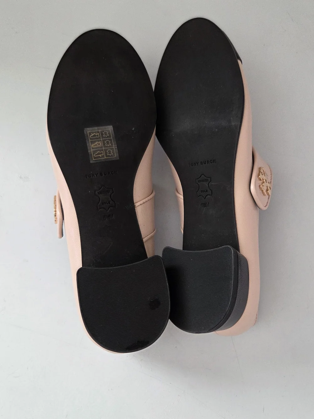Tory Burch Cap-Toe Mary Jane Flats Shoes Size 6.5